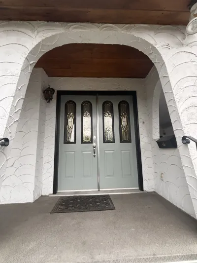 Exterior painting completed, North Vancouver BC by Colour Craft Painting