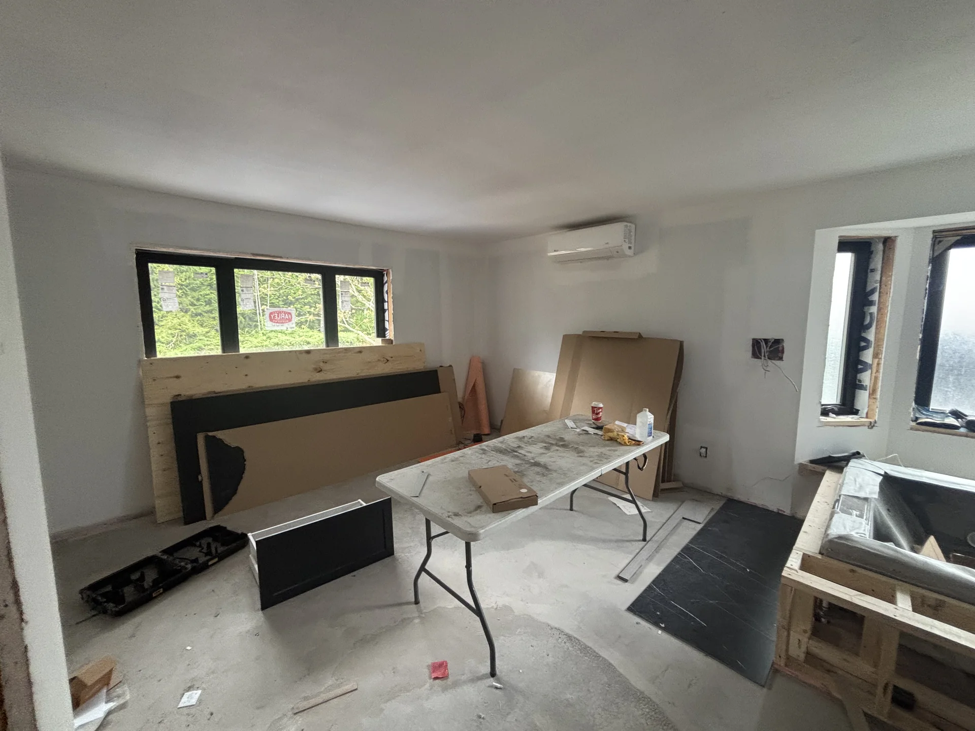 Before renovation photo at Charissa residence, Valleycliffe Squamish BC