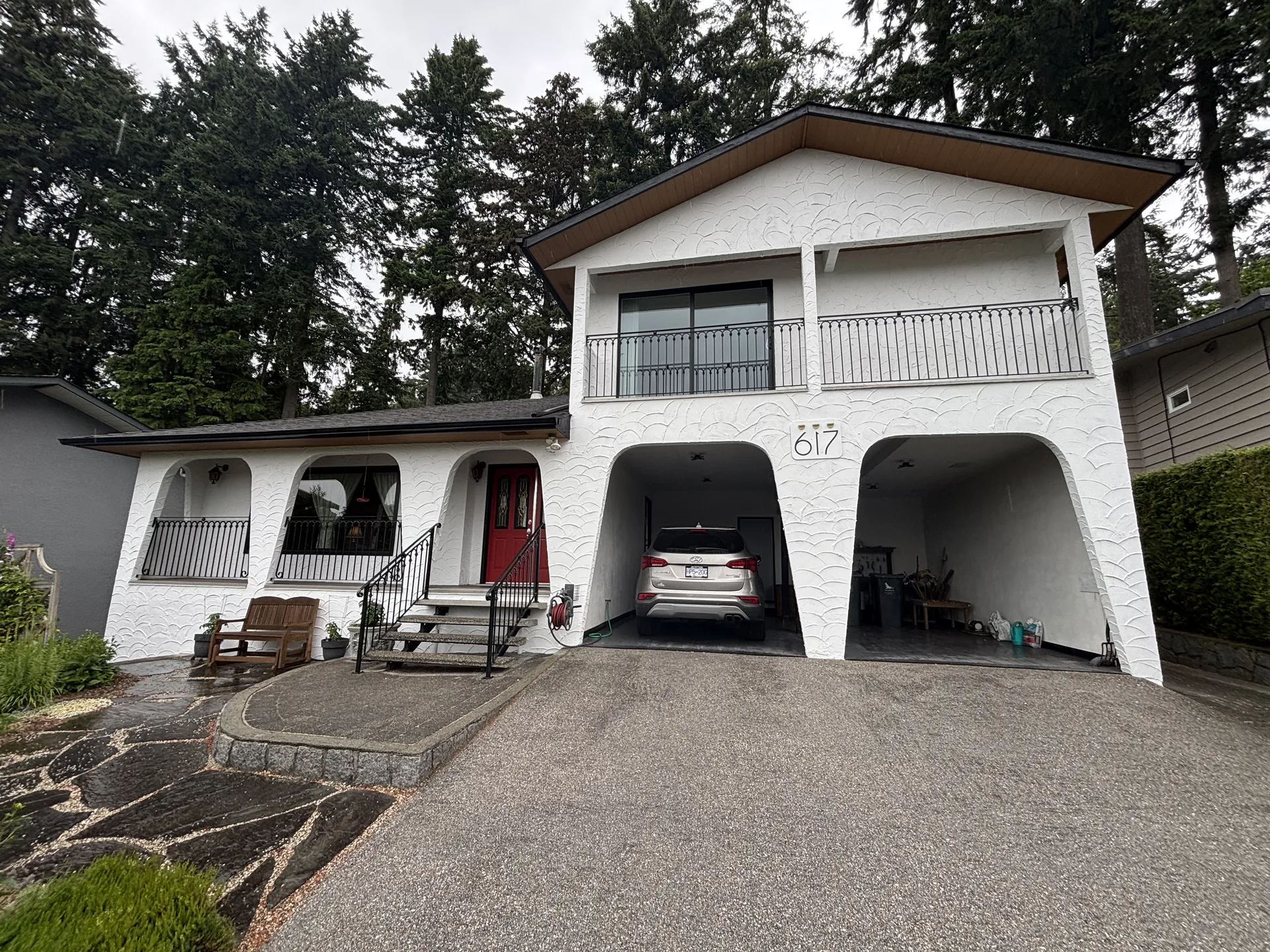 Stucco repaint Edgemont Village North Vancouver BC — Colour Craft Painting