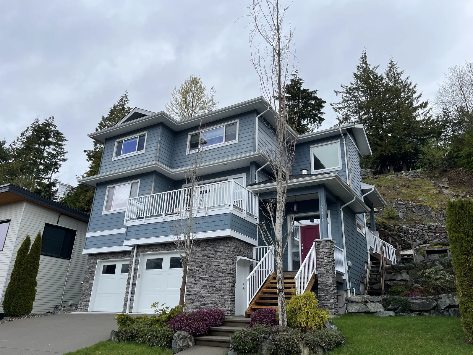 Garibaldi Highlands 4-storey — in progress, siding detail