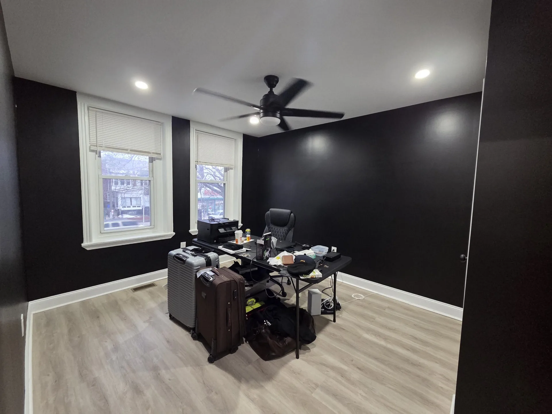 Interior painting detail — sharp cut lines, Philadelphia PA