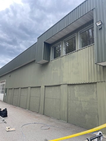 Squamish, BC commercial exterior painting